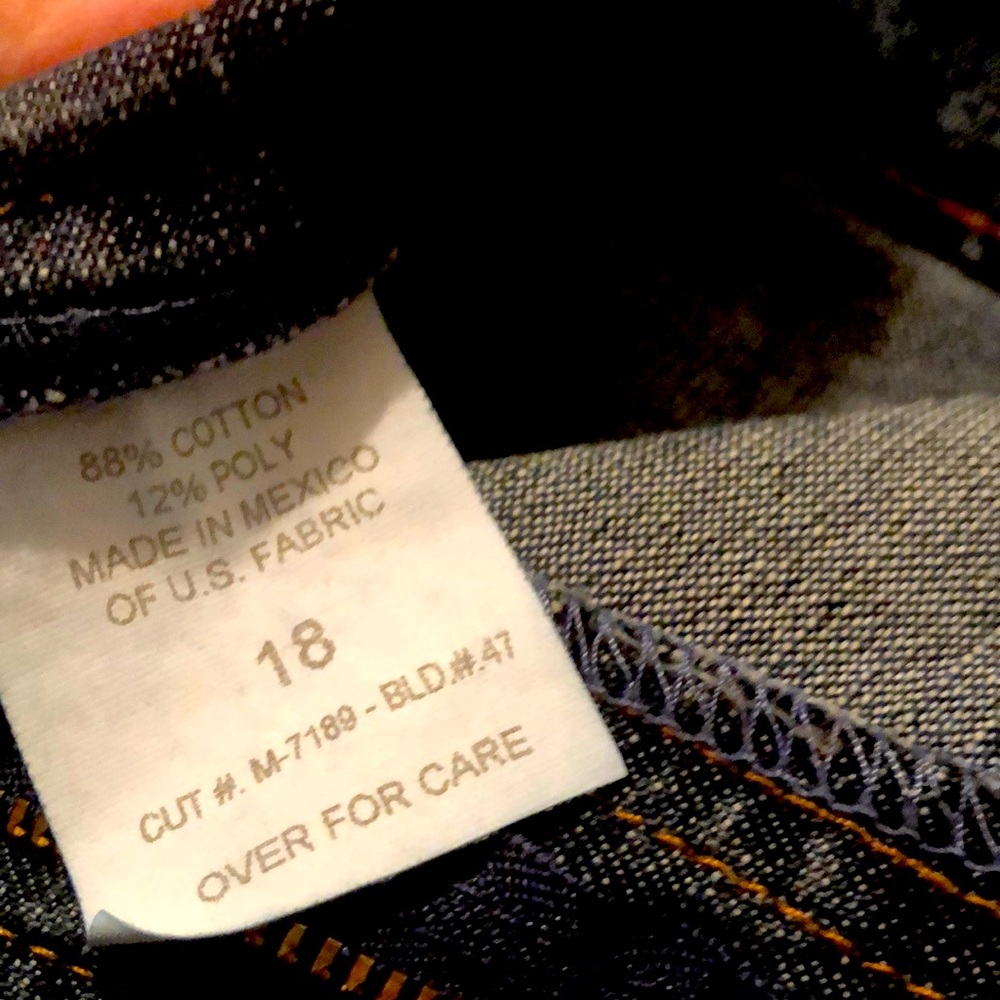 A blue Jean skirt two pockets long  very easy to wear